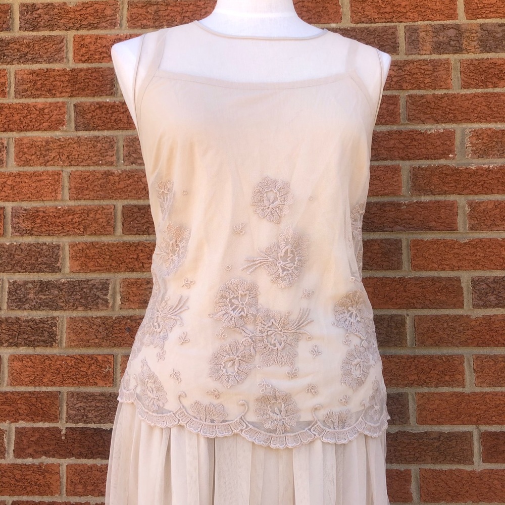 Talbots Cream and Beige Embroidered Skirt Set - Picture 2 of 11